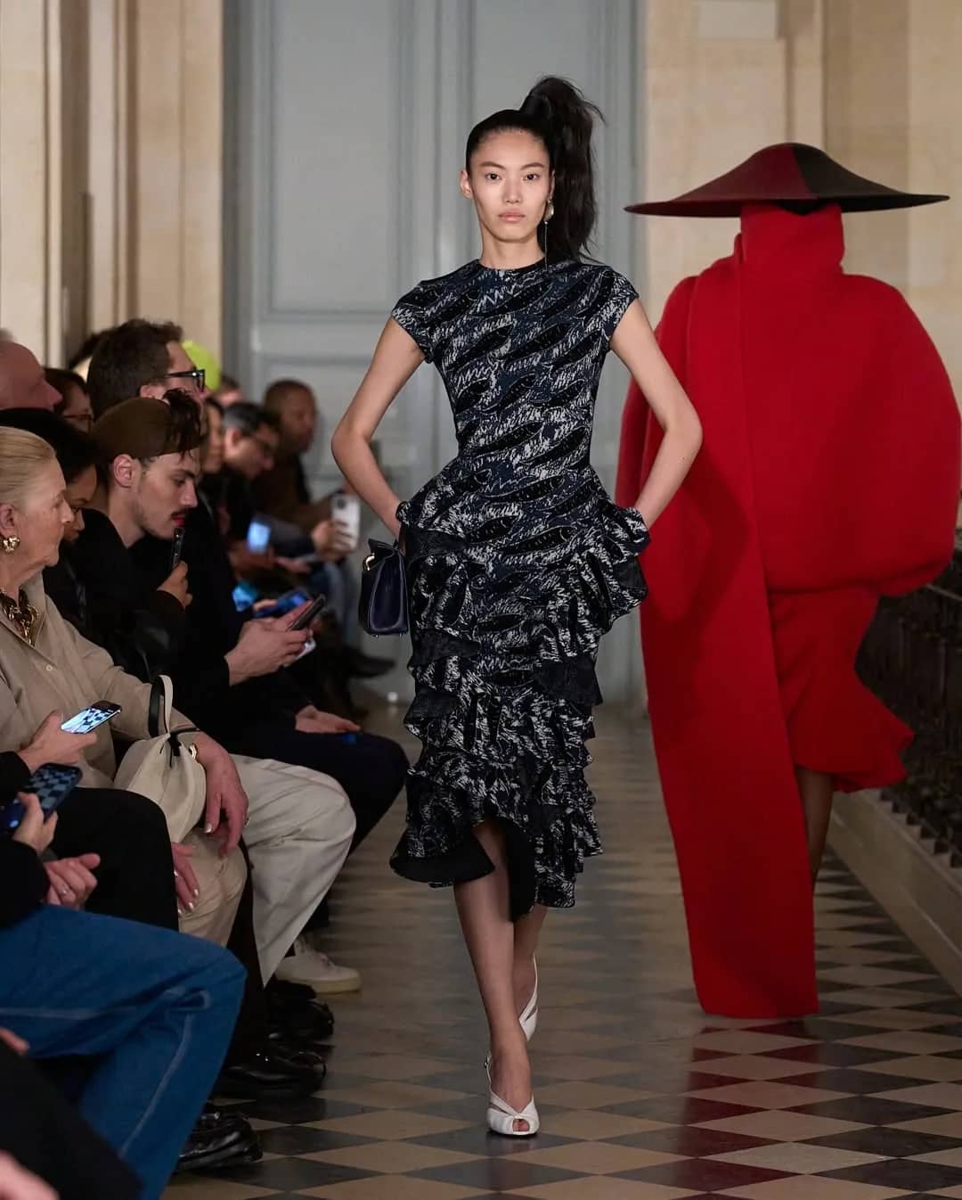 Jacquemus Centers Art-Historical Prestige Through Le Palmier Show Assets - Image 10