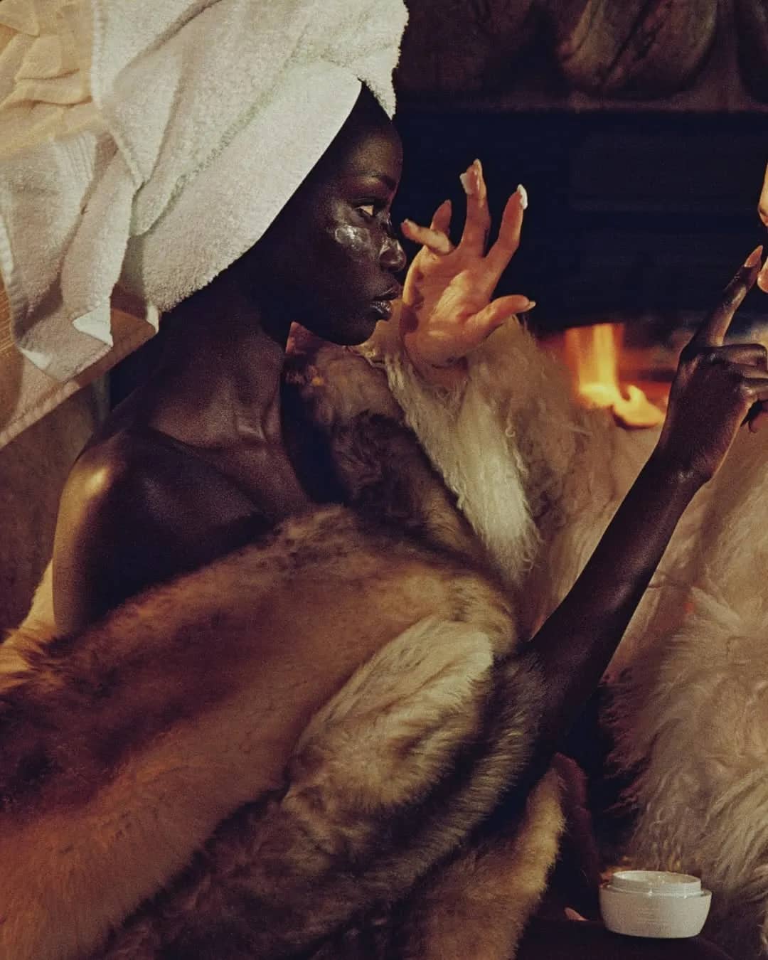 Rhode Frames Caffeine Reset Through a Cozy Domestic Interior Lens - Image 2