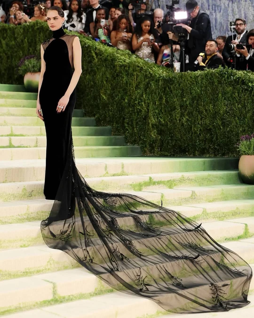 Ralph Lauren Frames Heritage Tailoring via High-Contrast Met Gala Talent Pairings - Image 3