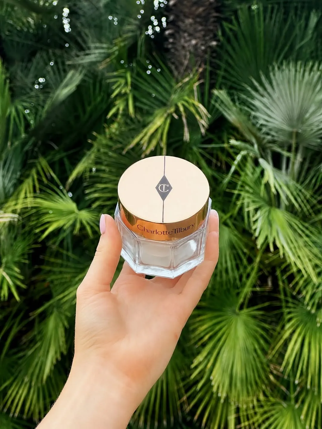 Charlotte Tilbury Centers New Magic Cream Formulation Within Cannes Red Carpet Artistry - Image 6
