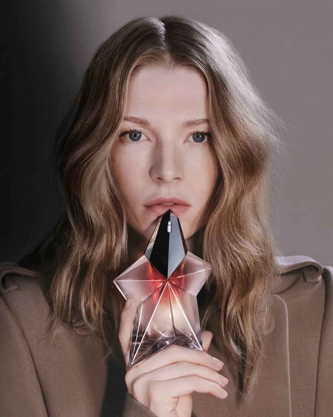 How Mugler Softens Angel’s Gourmand Legacy Through Tactile Nude Tones - Image 1