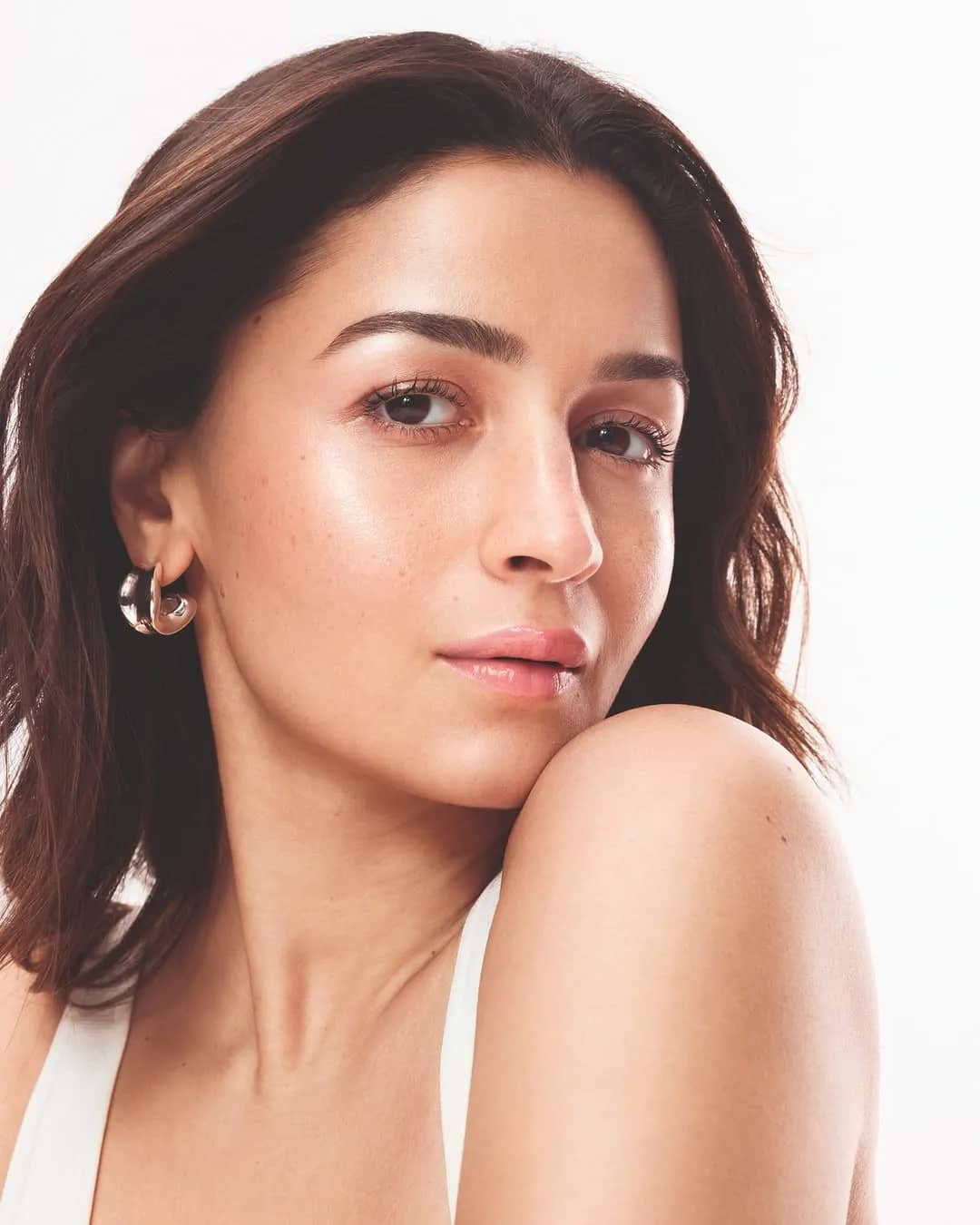 L'Oreal Paris Uses Alia Bhatt to Spotlight a Paradoxical Matte Texture - L'Oreal