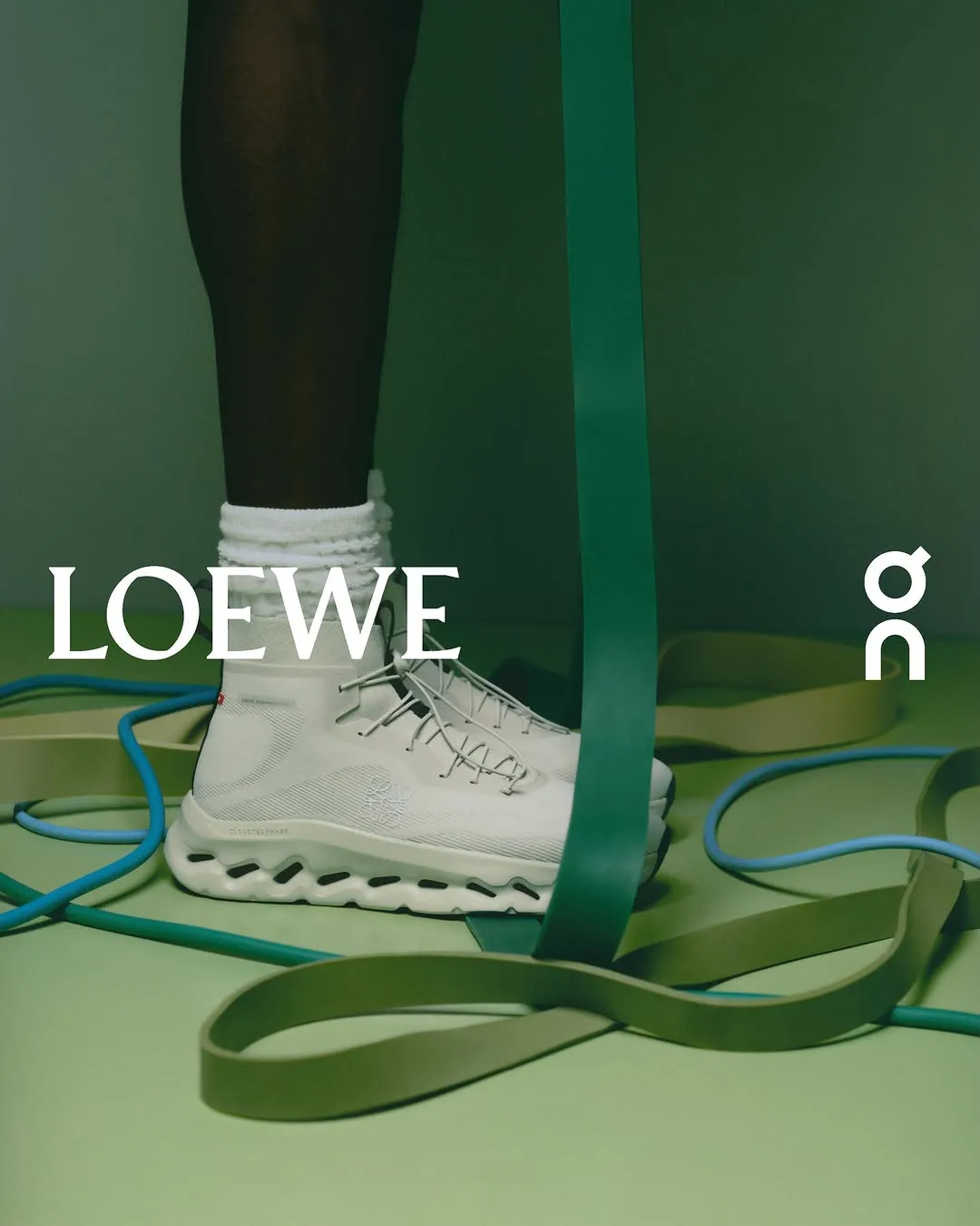 Loewe Centers Functional Utility in the New Cloudtilt Hi Campaign - Image 1