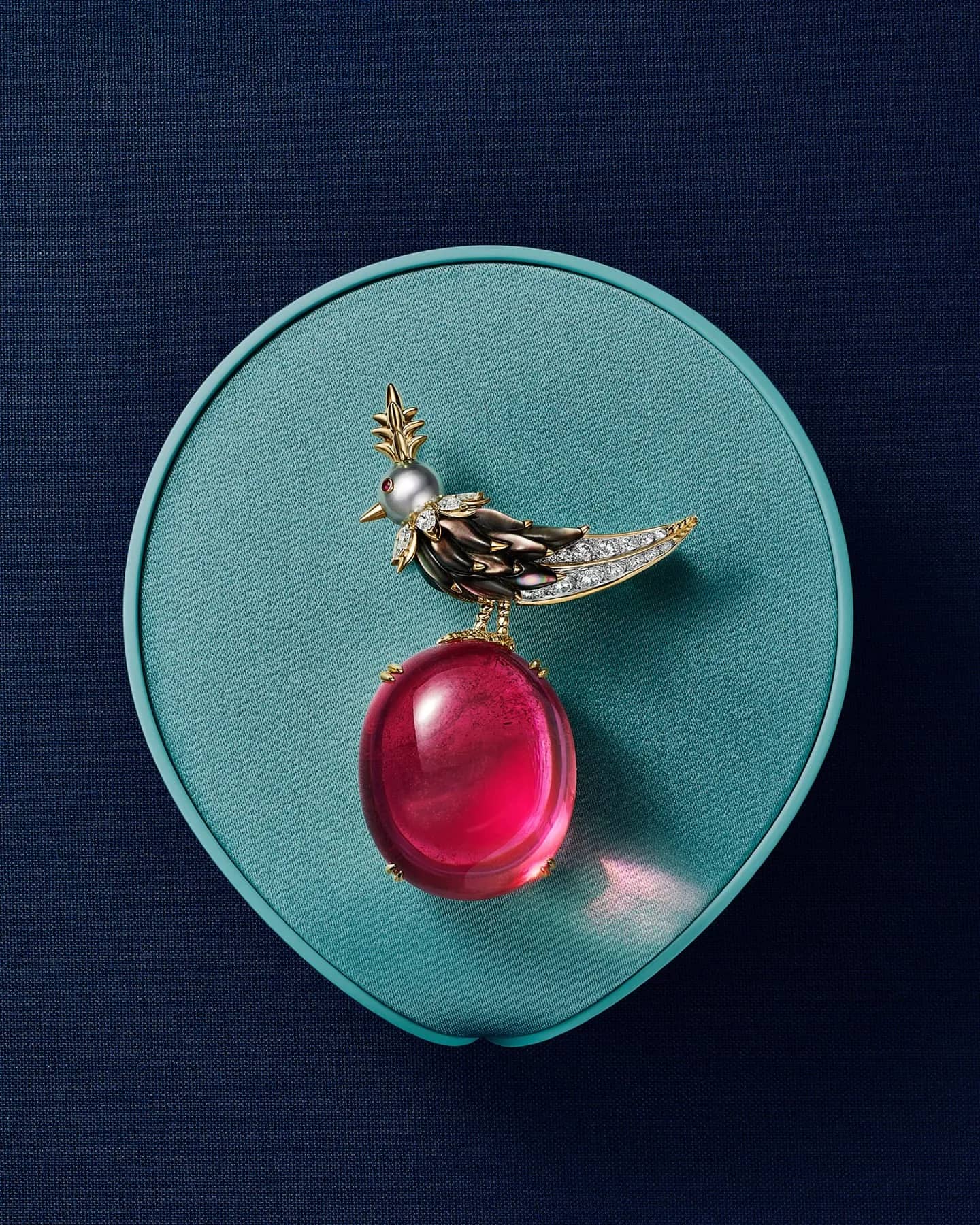 Tiffany’s Rainbow Bird on a Rock Spotlights a 110-Carat Rubellite - Image 1